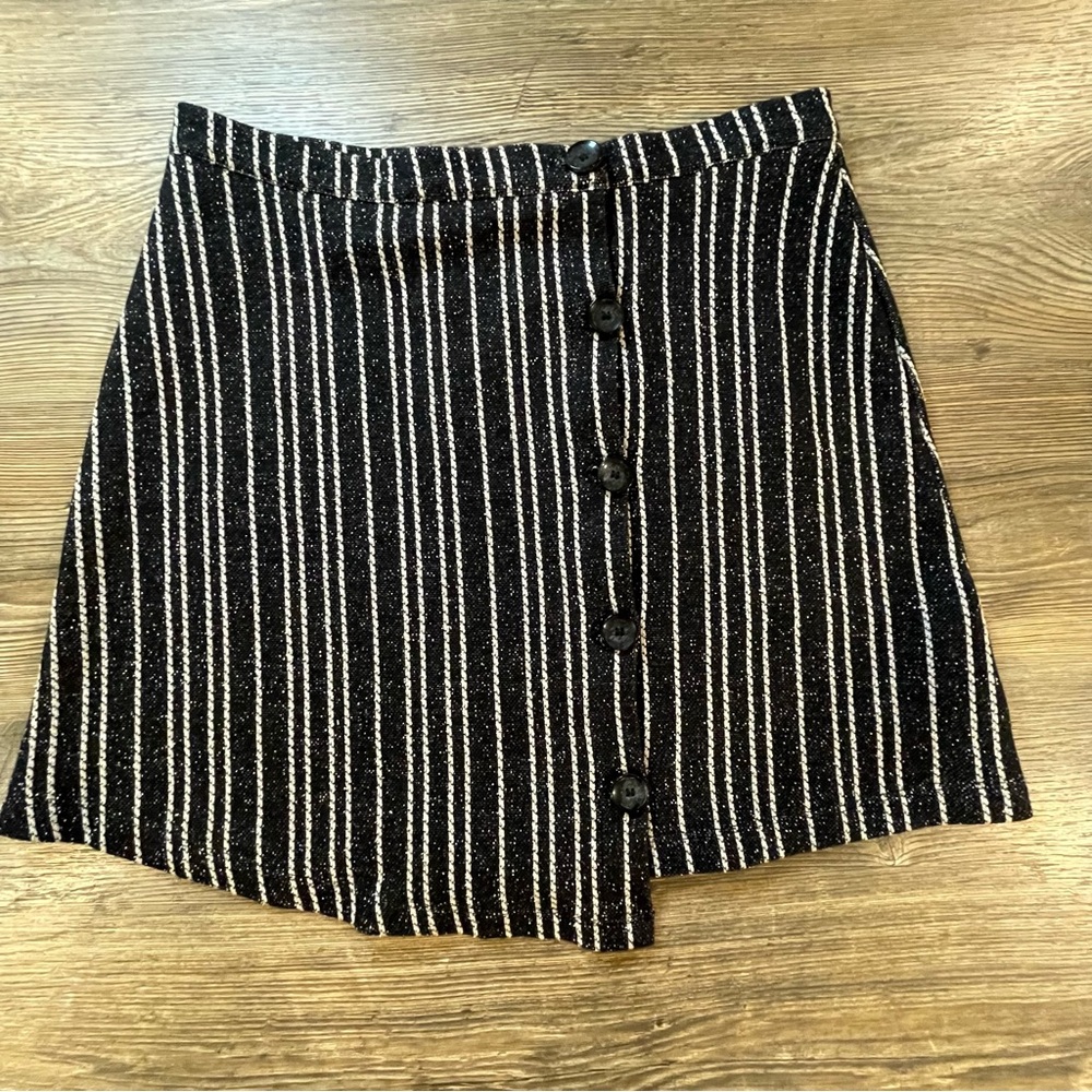 NEW Urban Outfitters Ellie striped mini skirt size Med The Perfect Gift!